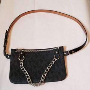 Michael Kors belt bag size M